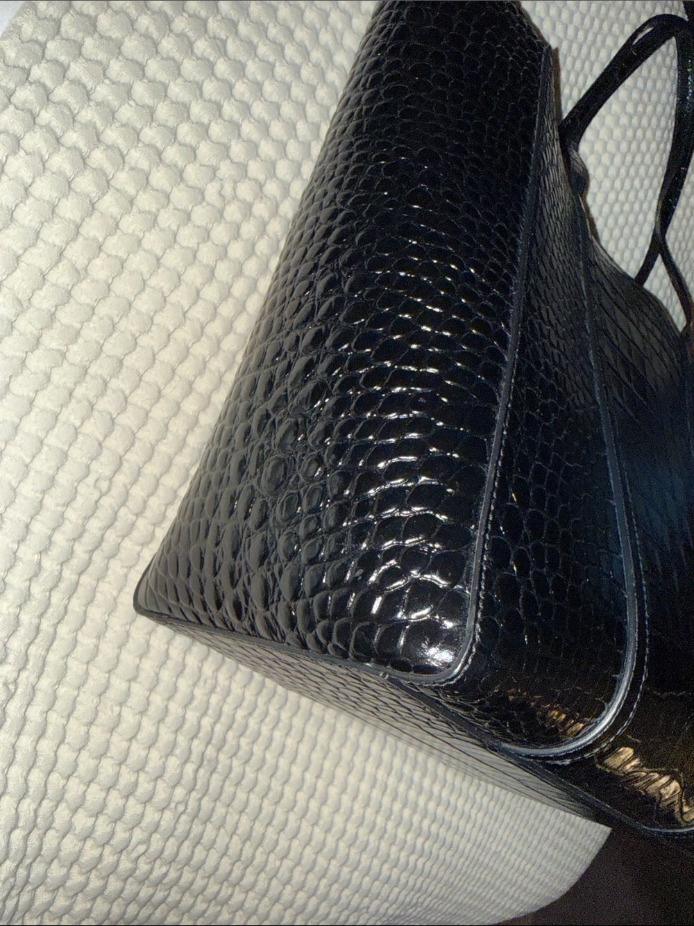 Balenciaga Black Croc-Embossed Tote with Logo - Picture 6 of 8